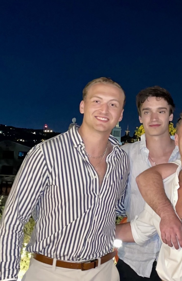 Travel with friends